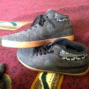 Nike Sb midtops